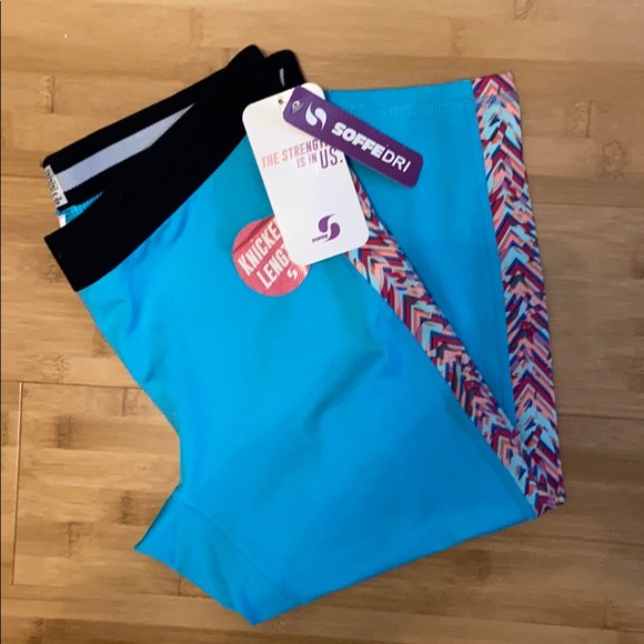 Soffe Pants - NWT Sofee Dri Womens Capri Nickers